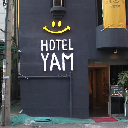 Hotel Yam Sinheung Station Seongnam Dış mekan fotoğraf